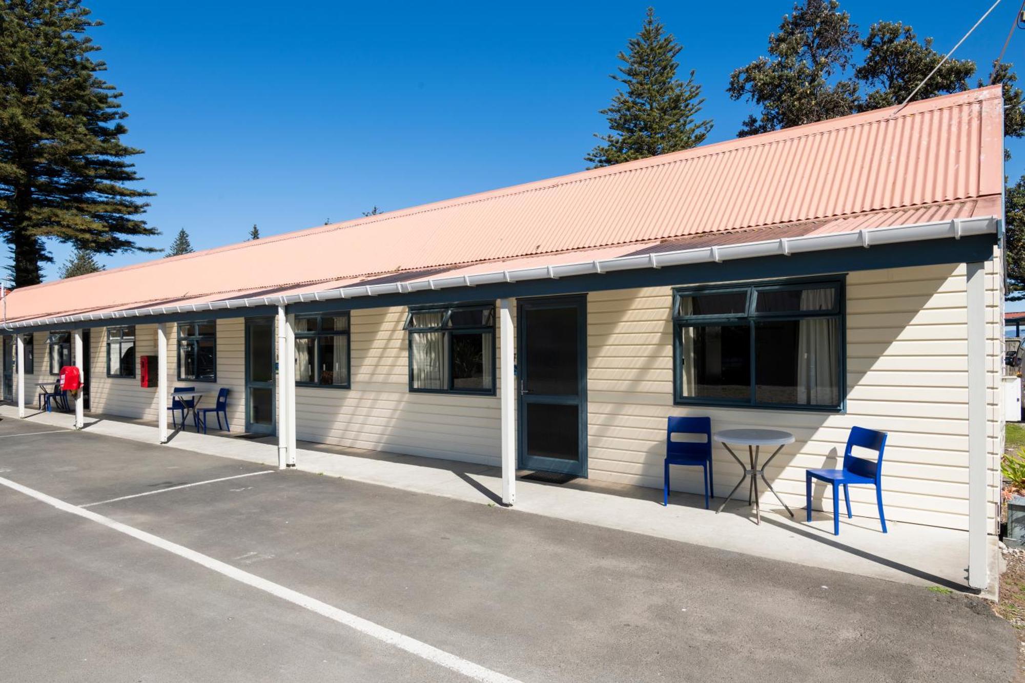 Waikanae Beach Top 10 Holiday Park Gisborne Exterior foto